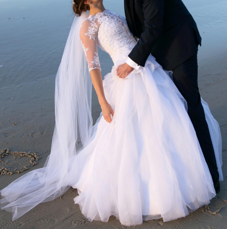 Piękna suknia ślubna