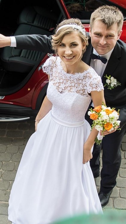 Piękna suknia ślubna Visual Chris Petite model 568