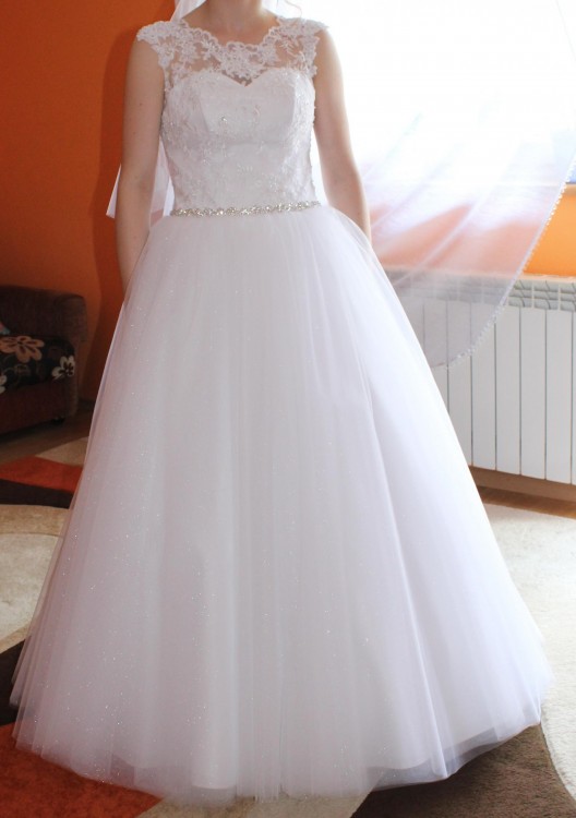 Zjawiskowa suknia ślubna