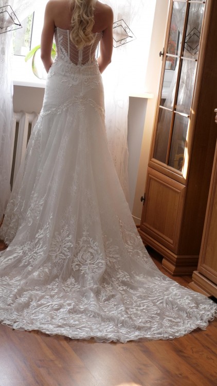 Suknia ślubna Amy Love Leila