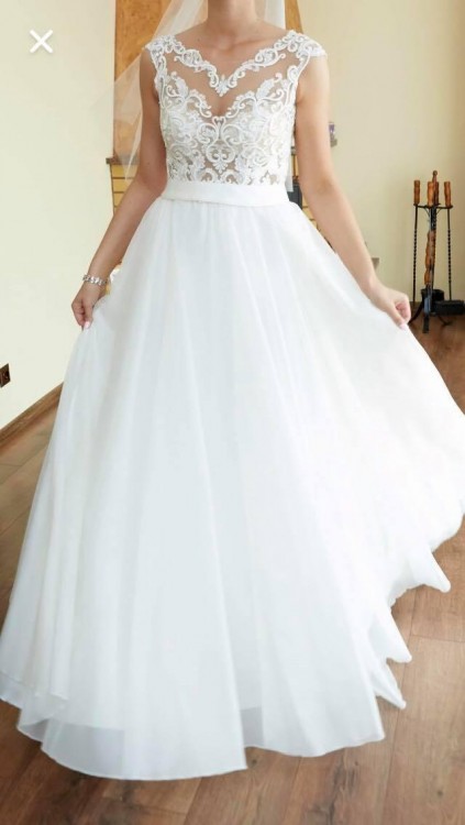 Sprzedam piękną suknię ślubną!