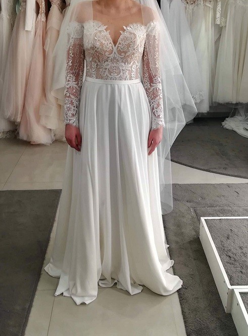 Suknia ślubna z długim rękawem/ kolekcja 2018