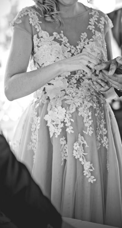 Sprzedam suknię ślubną