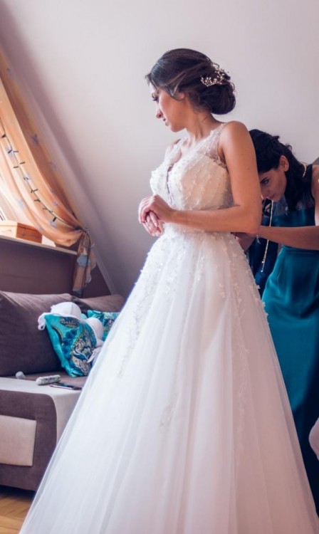 Sprzedam suknię ślubną