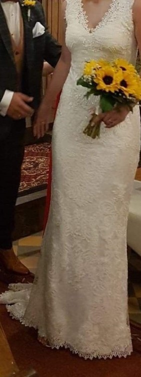 Suknia ślubna syrenka r. 36/38 koronka