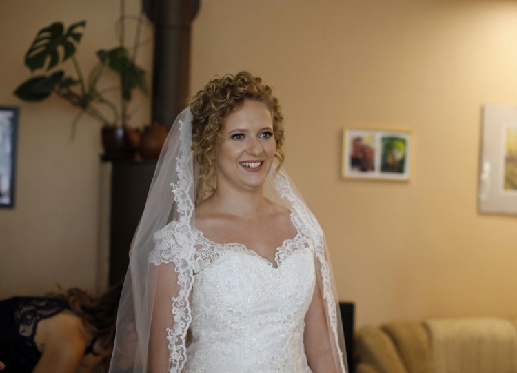 Sprzedam suknię  ślubną