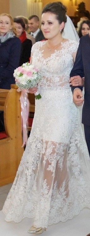 Suknia Ślubna koronkowa szyta ręcznie własnego projektu.