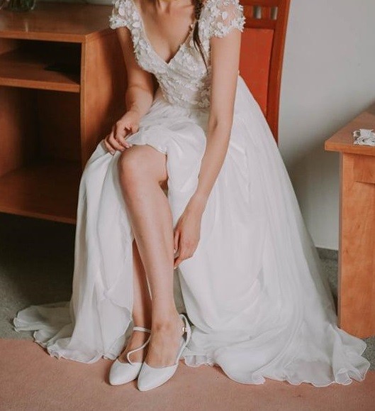 Romantyczna suknia ślubna ivory z jedwabiu