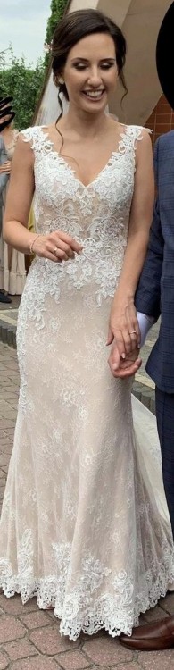 Suknia Lillian West 66012