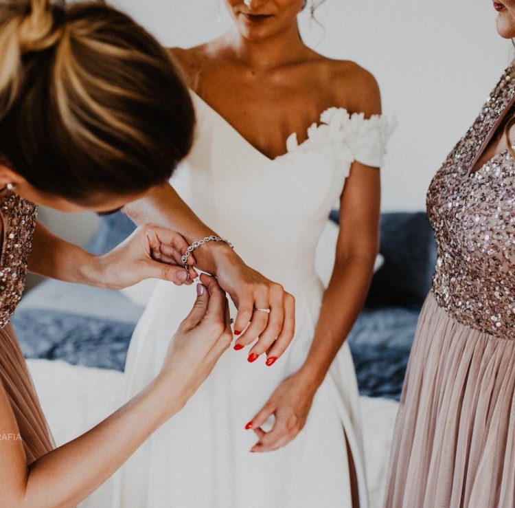 Suknia ślubna projektu Violi Piekut