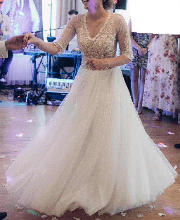 Suknia ślubna z rękawkiem rozmiar 36