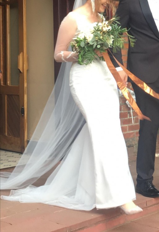 Suknia ślubna rybka