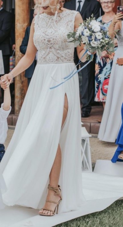 Piękna suknia ślubna Mercedes