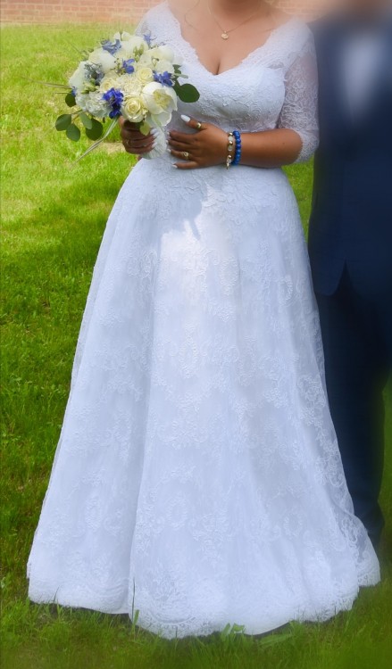 Suknia ślubna koronkowa rozm 40 42 44