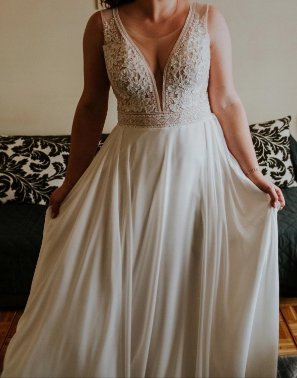 Suknia ślubna śmietankowa, model: Afrodyta