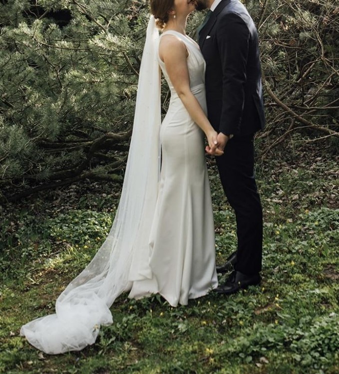 Suknia ślubna z jedwabiu Milla Nova