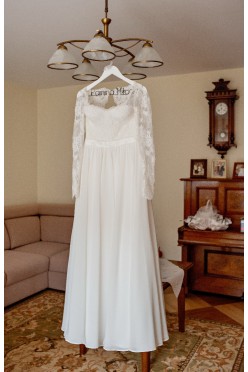 Cudowna suknia ślubna z długim rękawem