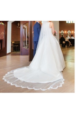 Suknia ślubna Pronovias model BARCAZA