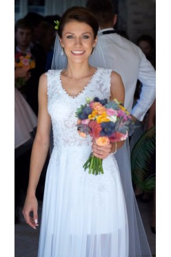 Vanessa - koronkowa suknia ślubna 2015
