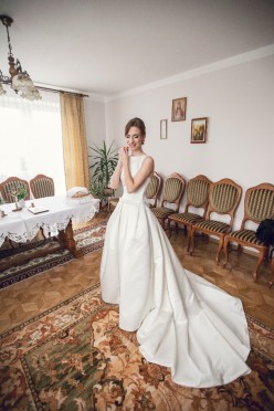 Suknia ślubna Pronovias Barcaza 2015