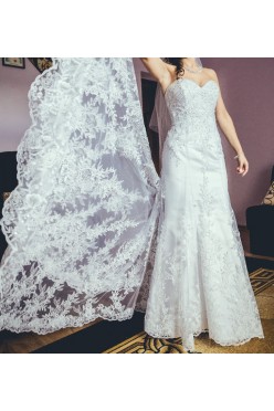 Piękna koronkowa suknia ślubna, bolerko i welon GRATIS !!!