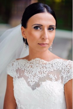 Suknia Ślubna dla filigranowej dziewczyny