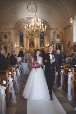 Piękna suknia ślubna