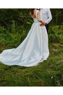 Sprzedam suknię ślubną Pronovias model Tabina rozmiar 38