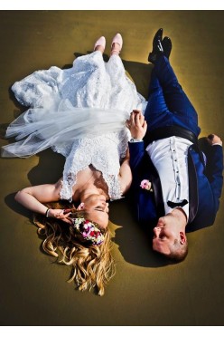 Suknia ślubna cała z koronki!