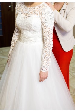 Suknia ślubna w kształcie litery A