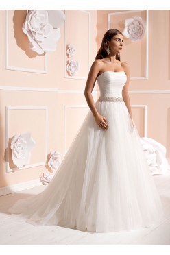 Wyjątkowa suknia ślubna- princeska-kryształki