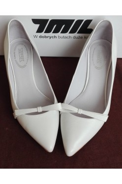 Buty biale