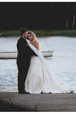 Suknia ślubna PRONOVIAS BLUMA by MN BRIDAL cloo