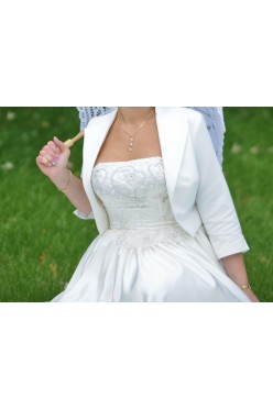 Suknia ślubna zakupiona w Anglii w kształcie litery A