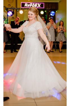 Piękna suknia ślubna