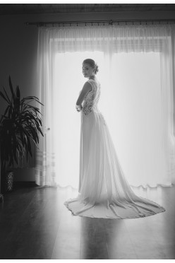 Suknia Ślubna w stylu nowoczesnym