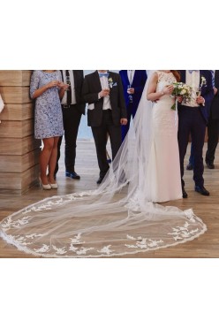 długi, lekki welon firmy Pronovias- 350cm