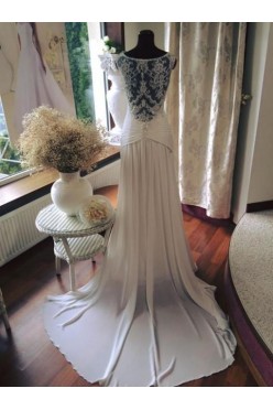 Suknia ślubna ecru rozm. 36 koronkowa