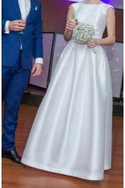 Ponadczasowa suknia ślubna