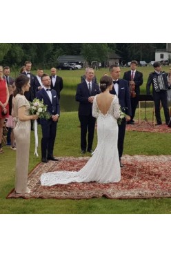 Suknia ślubna projektu Agnieszki Światły model Chantal 2017