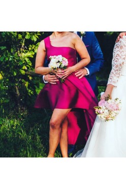 Sukienka wieczorowa, pasek, krawat, poszetka