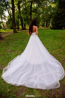 Suknia ślubna syrena z trenem