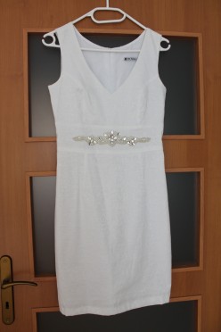 Sukienka na poprawiny