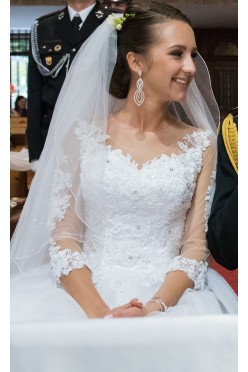 Suknia ślubna + 3 welony