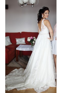 suknia ślubna z trenem