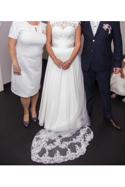 Suknia ecru koronka kolekcja 2017 z dodatkami