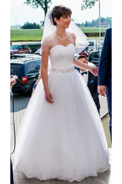 Sprzedam suknię "Princessa". W komplecie bolerko i welon