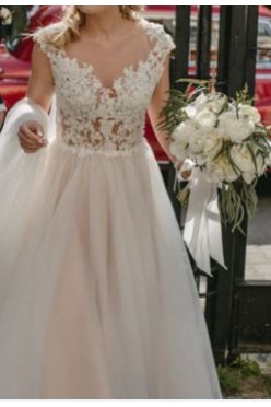 Piękna Suknia Ślubna Laurelle Greta HIT