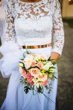 Suknia ślubna kolekcji Mia Lavi