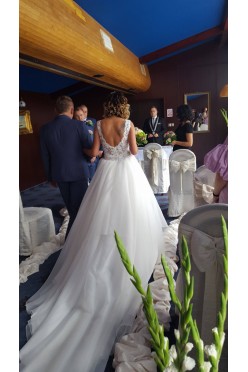 suknia ślubna długa i krótka